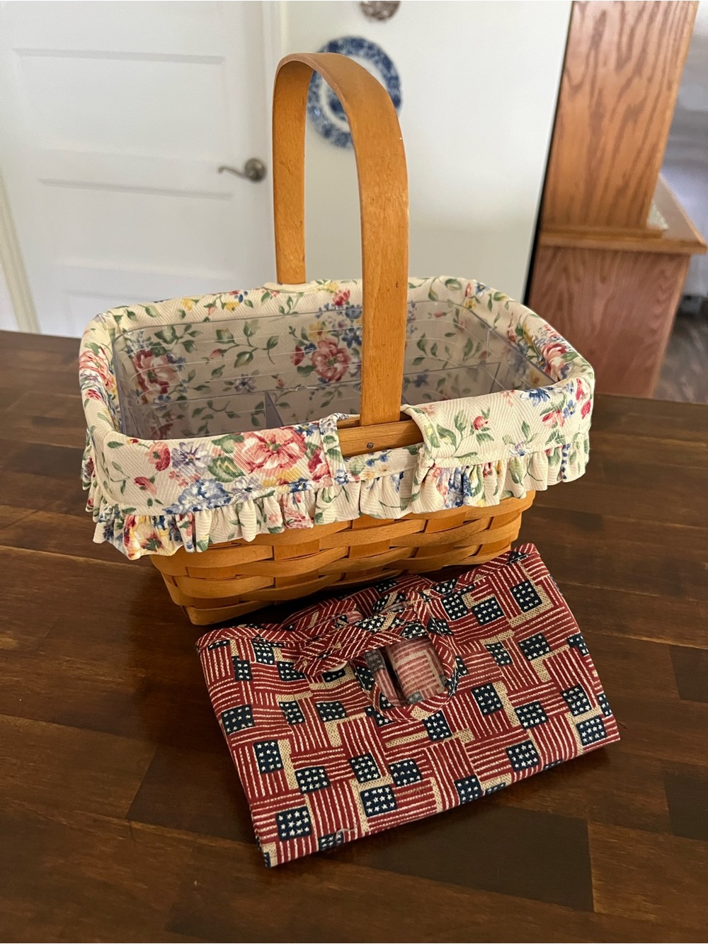 Longaberger Spring Basket, 2 Fabric Liners, 2002